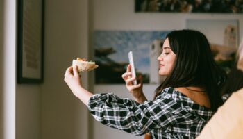 Vale a pena trabalhar com influenciadores digitais? 